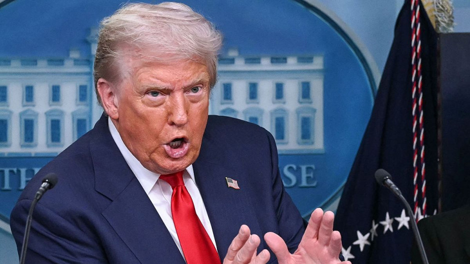 Trump amenaza con “desatar el infierno” si Irán no abre el estrecho de Ormuz