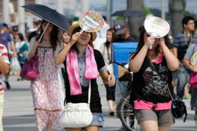 Ola de calor y tifón Shanshan coinciden en Japón