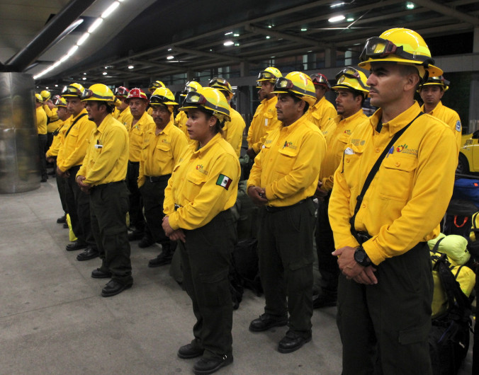 Mexicanos combaten incendios en Canadá, dos son tamaulipecos