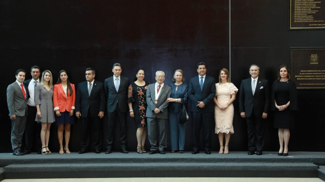 Entrega Gobernador presea “Luis García de Arellano” al farmacólogo e investigador Enrique Hong Chong