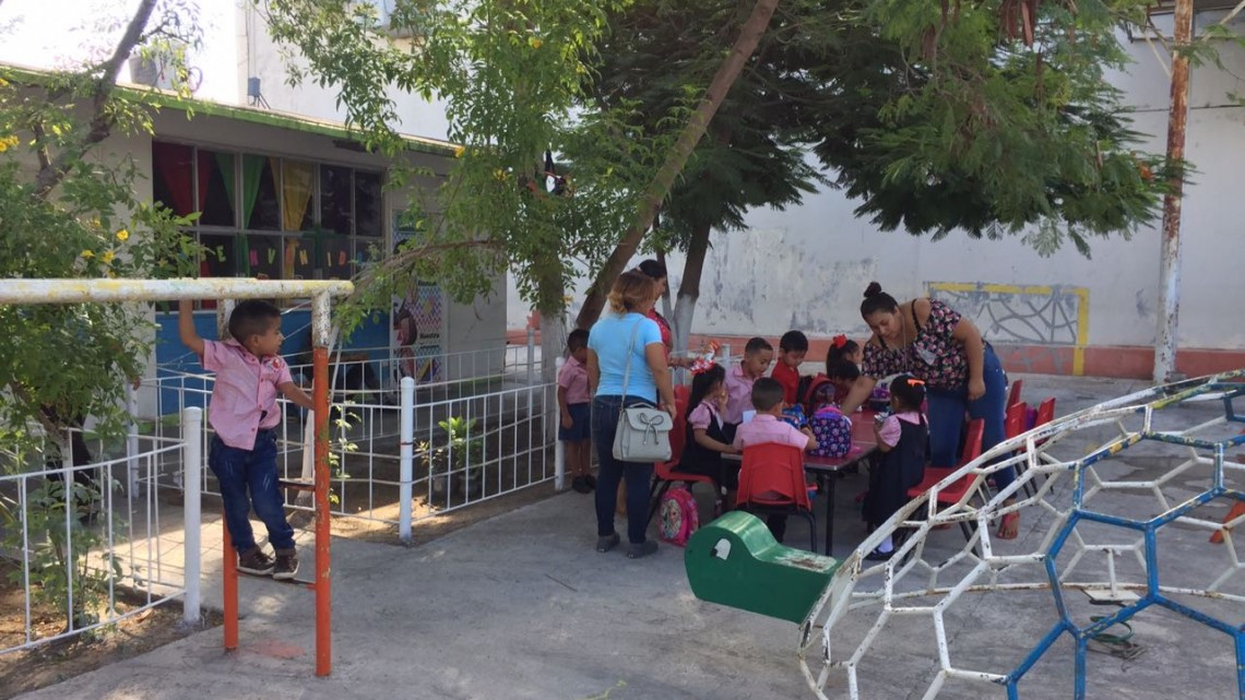 Explota transformador en jardín de niños en Matamoros