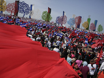 Simpatizantes de Ortega celebran la revolución de Nicaragua