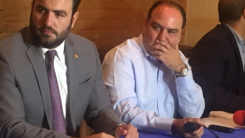 Mejores condiciones para reos y policías: Carlos García 