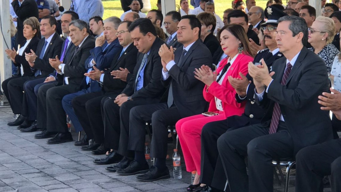 Recuerdan a Benito Juárez en el 212 aniversario de su natalicio