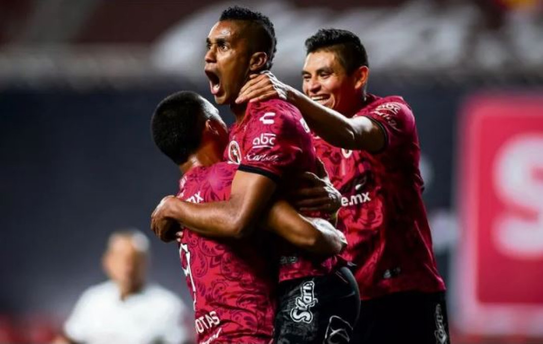 Xolos se impone de local frente al Toluca 