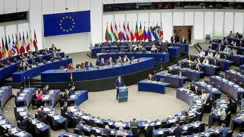 "Calumniosa la resolución del Parlamento Europeo", responde AMLO 