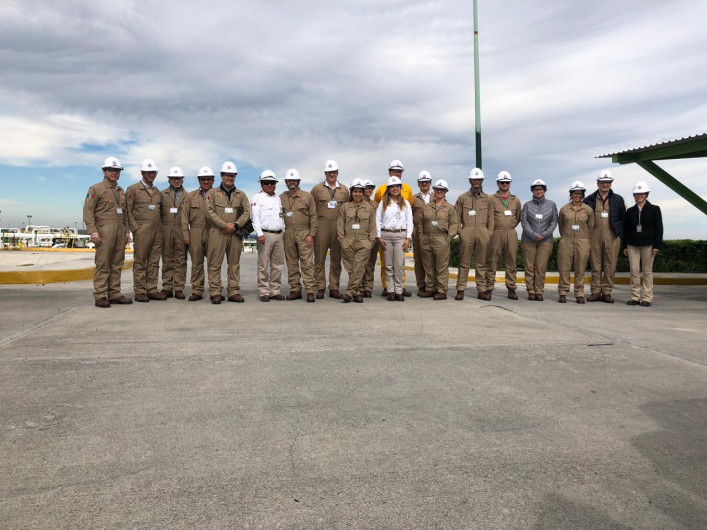 Expertos del sector de gas a nivel internacional visitan instalaciones de Pemex