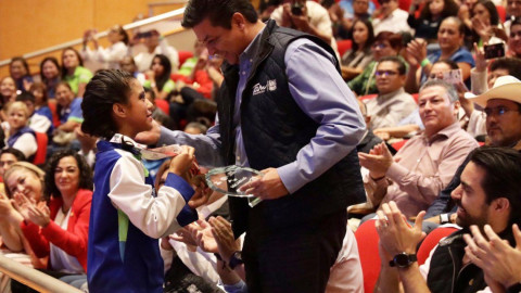 Entrega Gobierno del Estado reconocimiento a los mejores deportistas de Tamaulipas