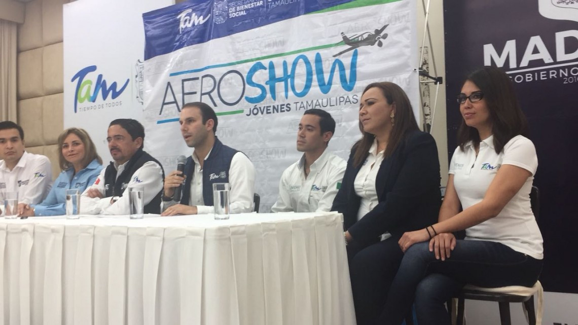 Realizarán este domingo el AeroShow en playa Miramar