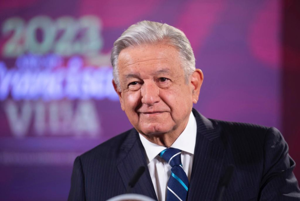 Responde AMLO a la Corte con nuevo decreto