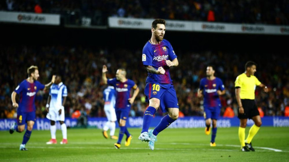 Barcelona da festín de goles en el clásico catalán