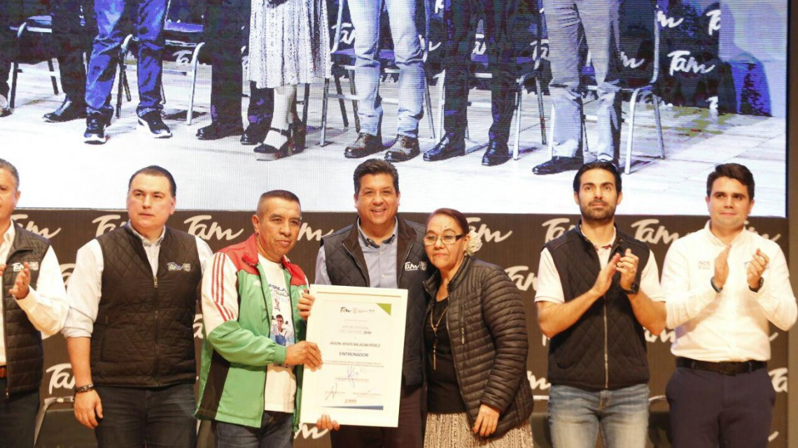 Entrega Gobierno del Estado reconocimiento a los mejores deportistas de Tamaulipas