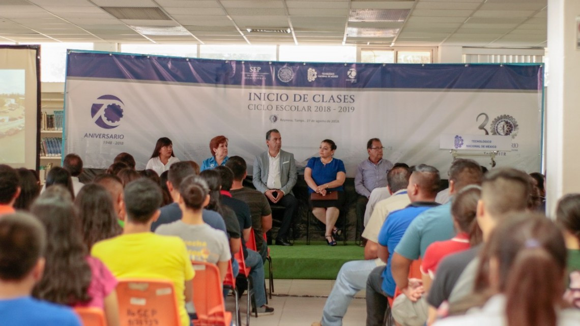 Inauguran Alcalde y directora del ITR Ciclo 2018-2019