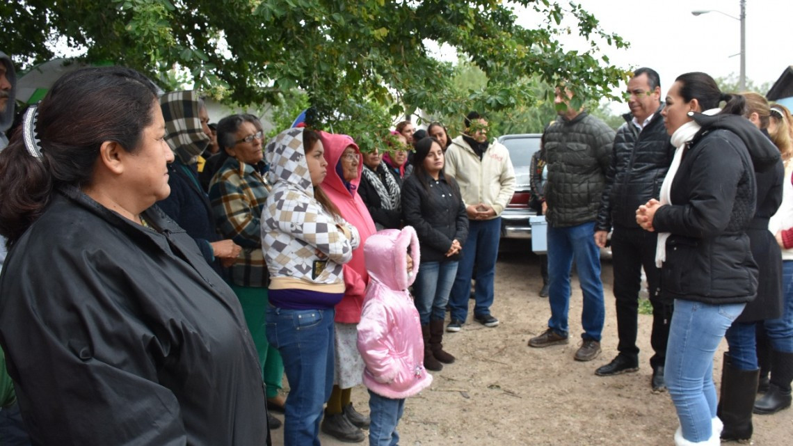 DIF Reynosa entregó cobijas y apoyos alimentarios