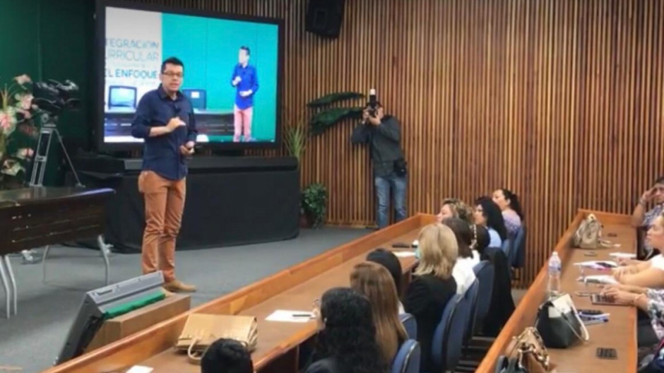 Colombiano llega a terminar con los embarazos de adolescentes en Tamaulipas