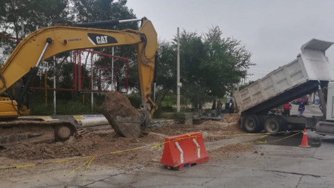 Interconecta COMAPA subcolector a cárcamo 30 en Fuentes Sección Lomas