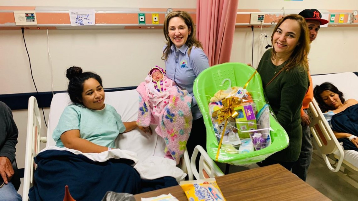 Entrega DIF Reynosa canastillas a primeros bebés 2019