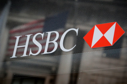 HSBC suspenderá servicios durante la madrugada del domingo 