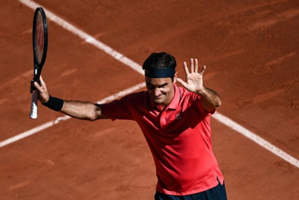 Roger Federer retorna a Roland Garros con victoria
