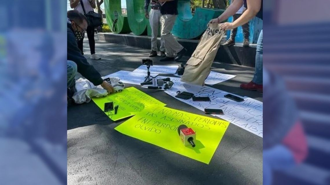 México de luto; periodistas de todo el país protestan por los asesinatos en el gremio 
