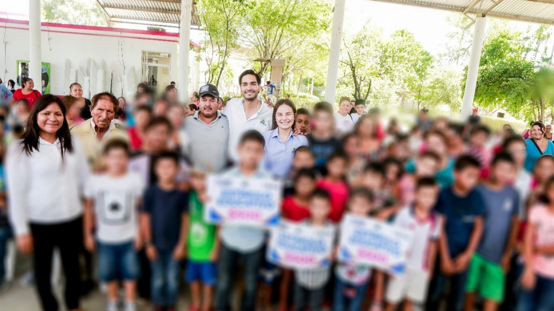 Realiza DIF última entrega de "Apoyando tu futuro"