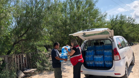 Cruz Roja beneficia a vecinos de la ferrocarril