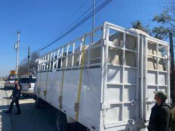 Rescatan a migrantes que se encontraban en contenedores de agua en Nuevo León