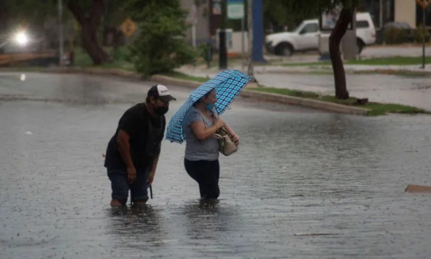 Se intensifica "Estelle" a huracán categoría 1; Provocará lluvias en el pacífico 