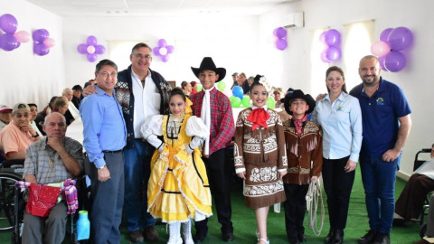 Celebra DIF Reynosa posada en casa del adulto mayor