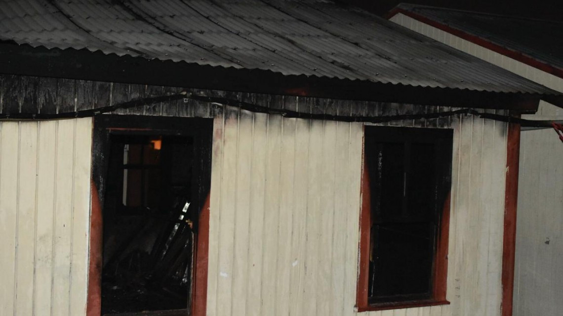 Reportan daños menores por conato de incendio en Secundaria 12