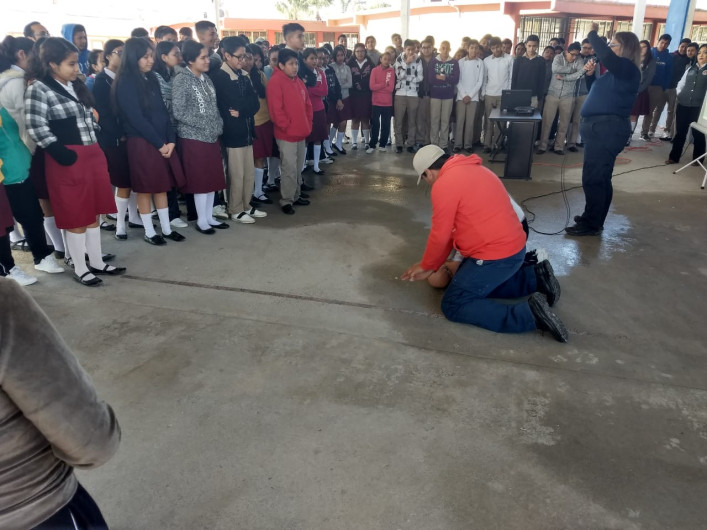 Imparte PCyB pláticas de atención a emergencias