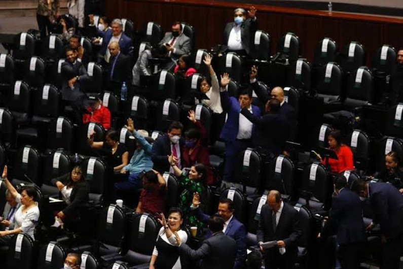 Avalan diputados "Ley Ingrid" que busca dar prisión por filtrar imágenes de víctimas