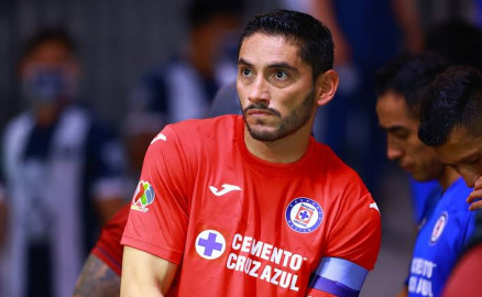 Jesús Corona estaría cerca de renovar con la 'Máquina'