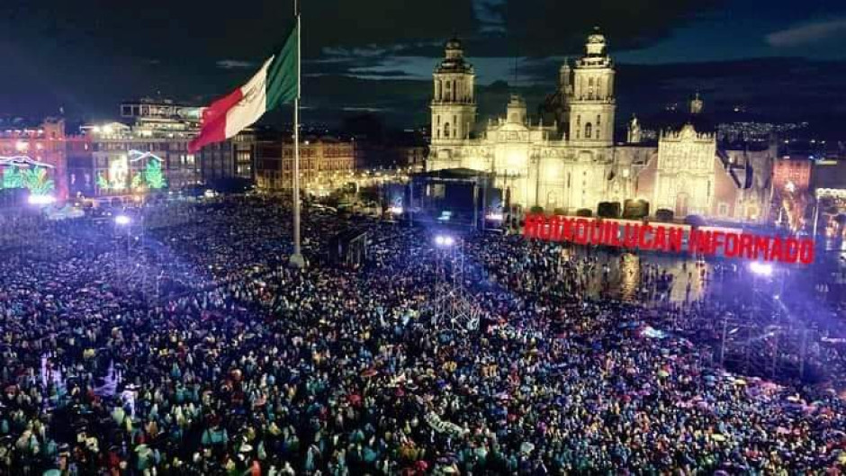 AMLO celebra el grito de Independencia desde el Zócalo