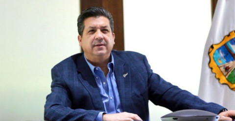 Anuncia Cabeza de Vaca buscará candidatura a presidencia de México