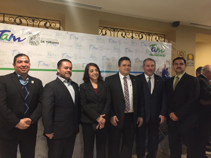 Buscan líderes médicos atraer el turismo en el estado