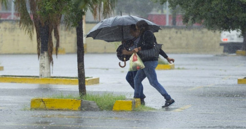 Tormenta tropical 'Karl' ocasionará lluvias puntuales intensas en zonas de Veracruz, Tabasco y Chiapas