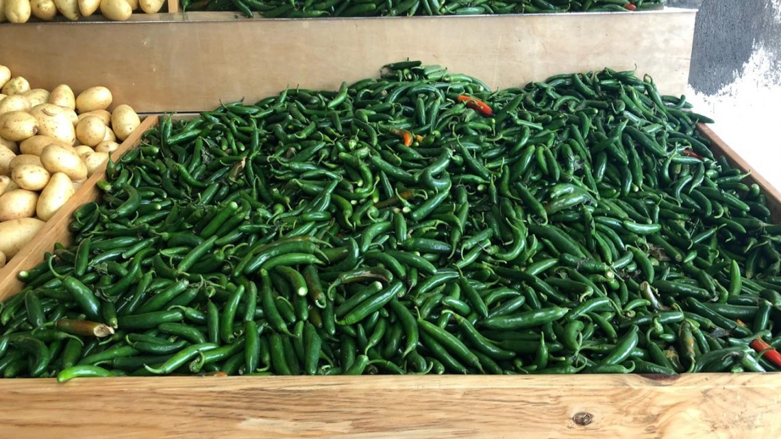 Hasta 100 pesos sube el kilo de chile serrano 