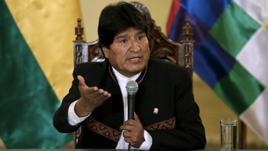 Viaja Evo Morales a Cuba para atención médica