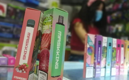 Se han decomisado más de 72 mil vapeadores y cigarrillos electrónicos, Alerta Cofepris por ingredientes dañinos