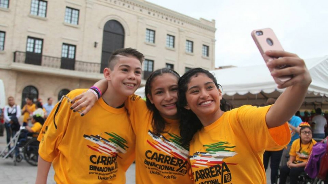 Realizan carrera "Por la Amistad Entre las Naciones Unidos y de Pie"