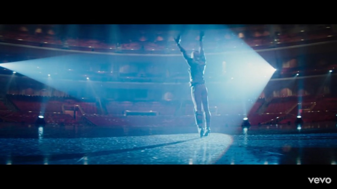 Deadpool baila en tacones en el video musical de Celine Dion