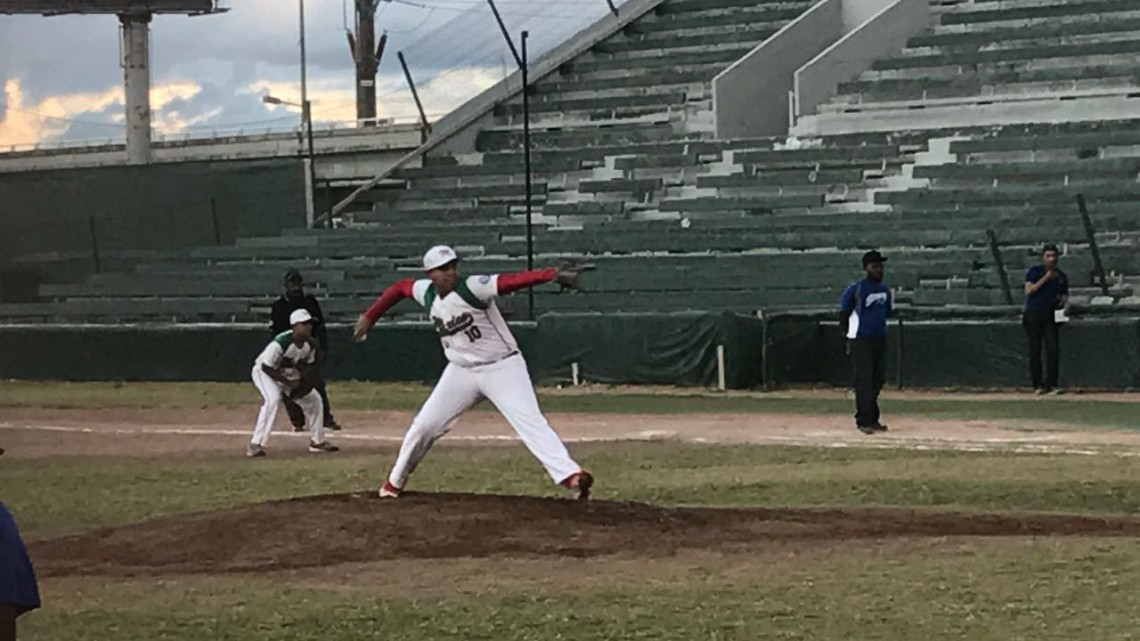 México consigue su primera victoria 