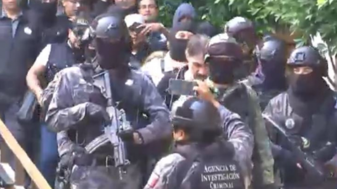 Trasladan a Dámaso López a la SEIDO