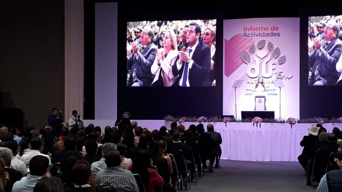 Alma Laura Hernández Amparan, rinden el segundo informe de actividades, al frente del sistema DIF Altamira