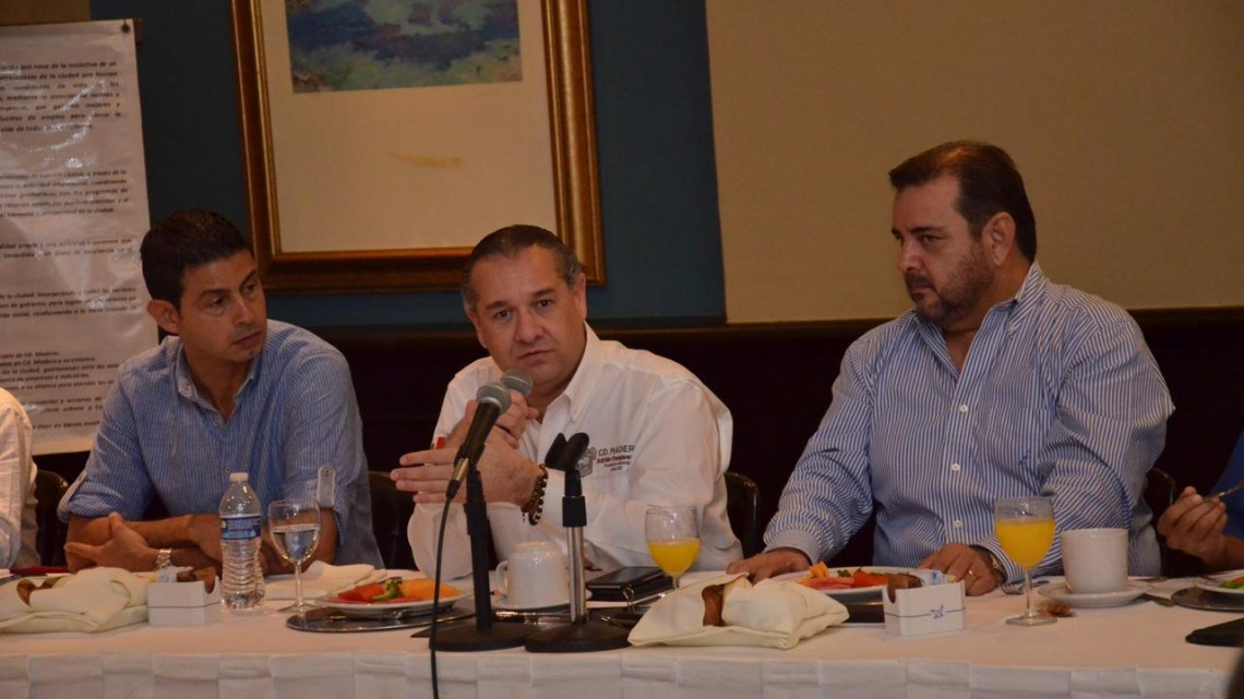Presenta Adrián Oseguera ambicioso proyecto de Obras Públicas