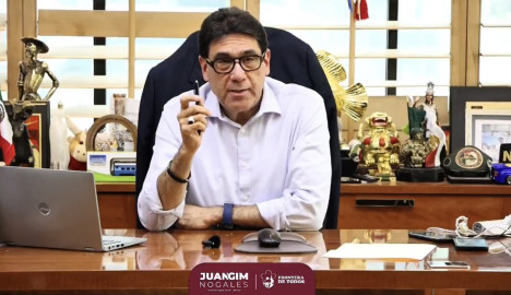 Retiran visa a alcalde de Nogales; asegura mantener “la conciencia en paz”