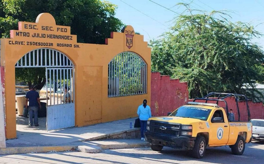 Enjambre de abejas ataca a 50 alumnos y nueve profesores maestros en Sinaloa