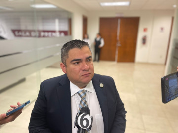 Piden legisladores nueva orden de aprehensión en contra de Cabeza de Vaca