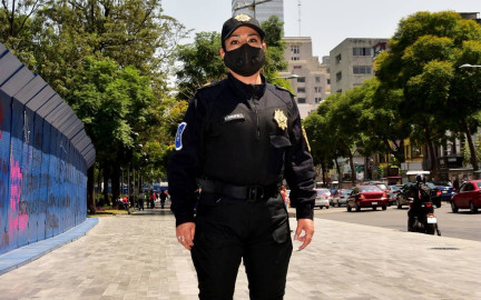 Cuidarán mujeres policías las marchas por el 8M